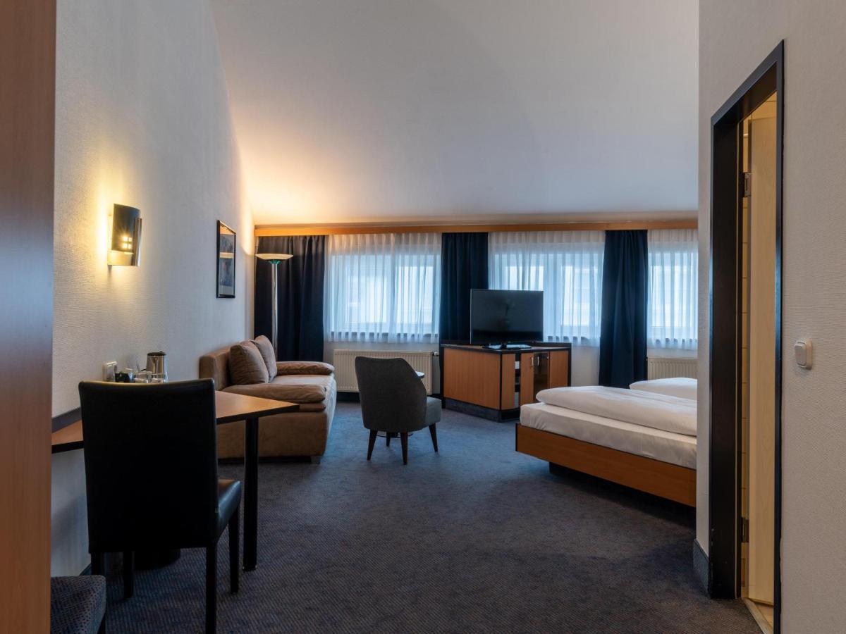 B&B Hotel Ешвайлер Екстериор снимка