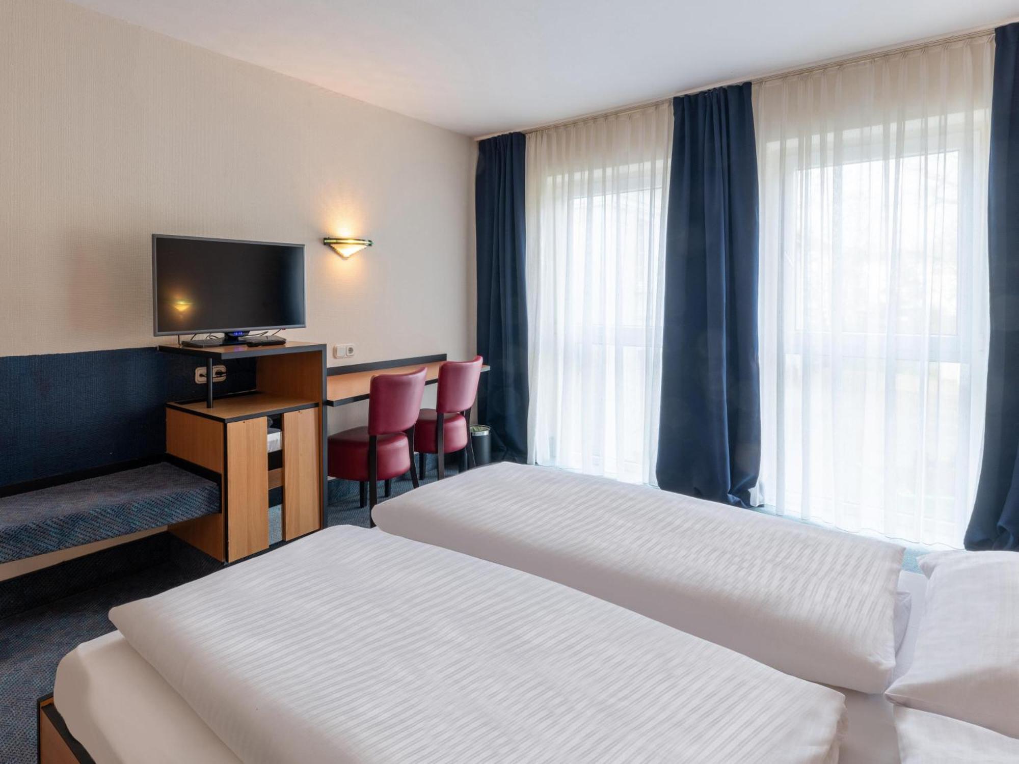 B&B Hotel Ешвайлер Екстериор снимка